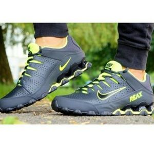 Nike Reax 8 TR Anthracite/Black-Volt